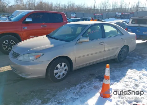 2004 Toyota Camry Le from USA, damaged, VIN 4T1BE32KX4U318664